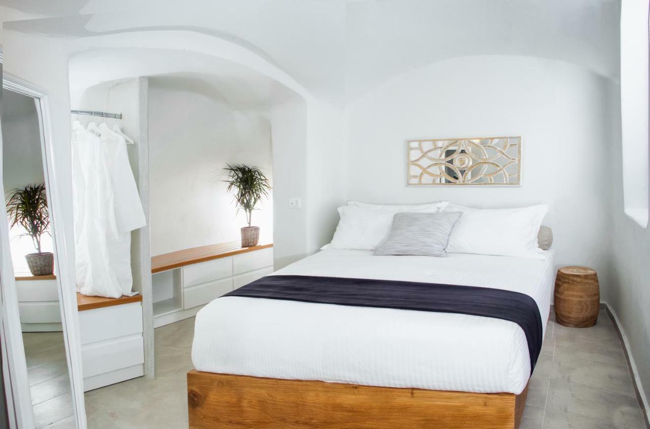 Sweet Nectar Villa With Hot Tub Пиргос Экстерьер фото